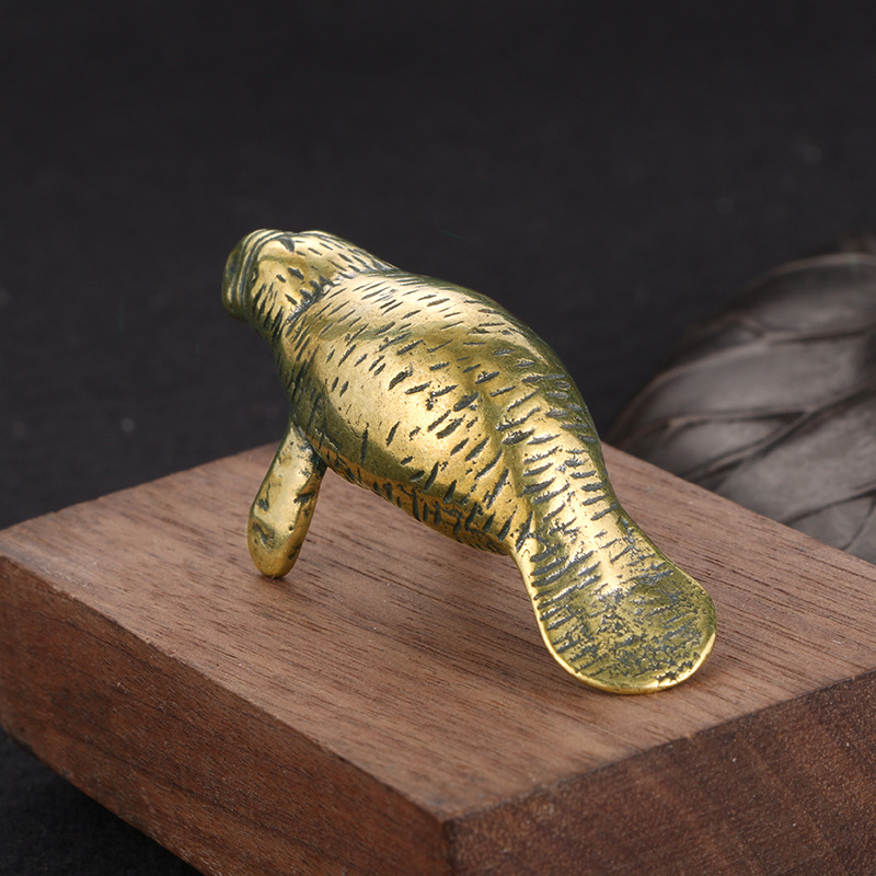 Brass Florida Manatee Decorati - đánh giá và giá Desk Setup Retro
